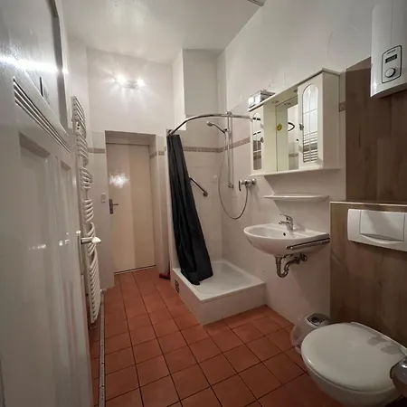 - - Eg - 50 Qm- Bis 4 Schlafplaetze Appartement Troisdorf